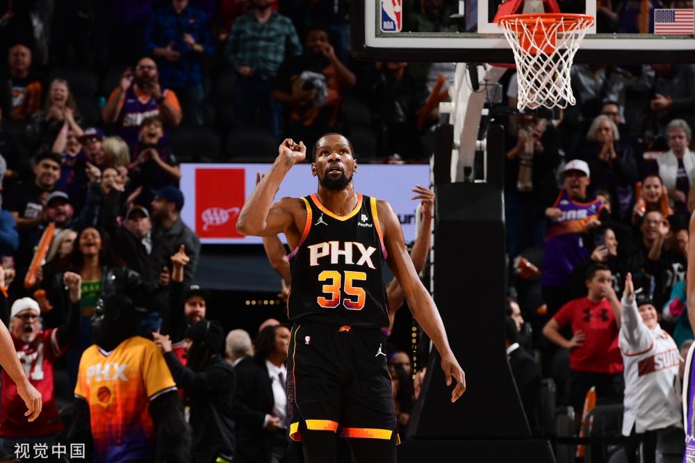 滑甚至跌出 滑甚至跌出